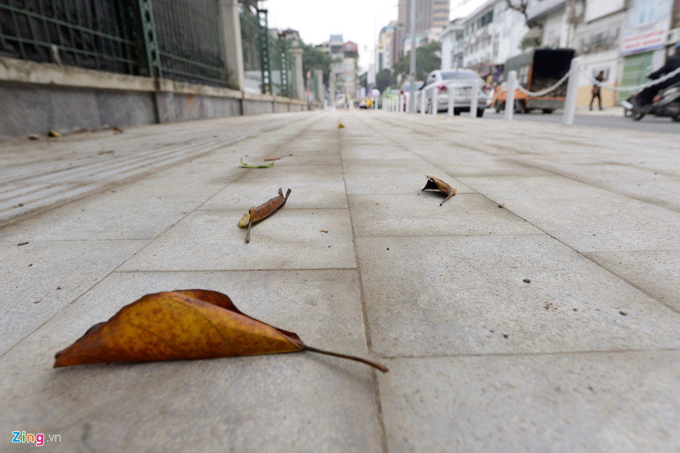 Toàn cảnh tuyến phố dài 600 m làm 17 năm mới xong